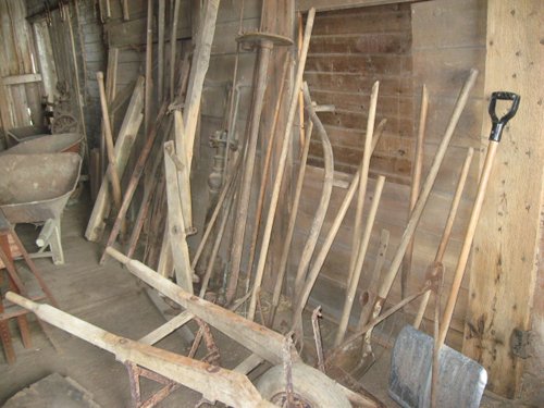 Property photo 9 - Major Antique & Collectibles Auction